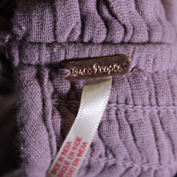 Free people short sleeve crew neck gauze smocked shirt Mauve size XS top - Picture 4 of 4